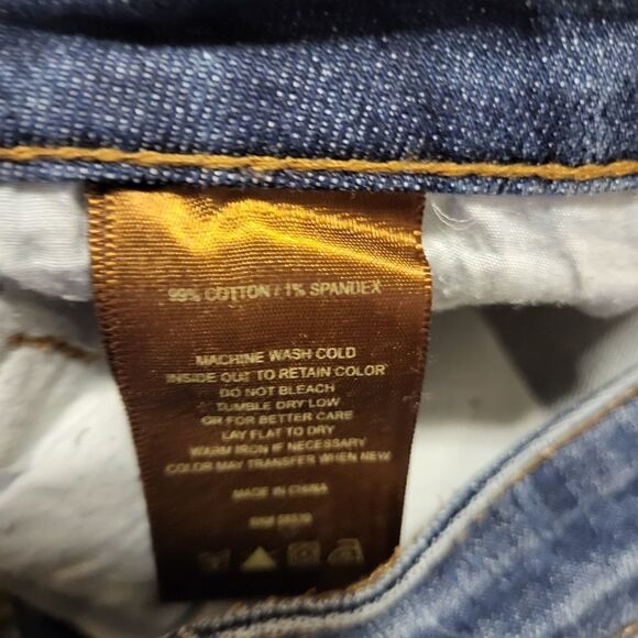 Kut from the Kloth medium wash factory distressed jeans - Picture 4 of 7